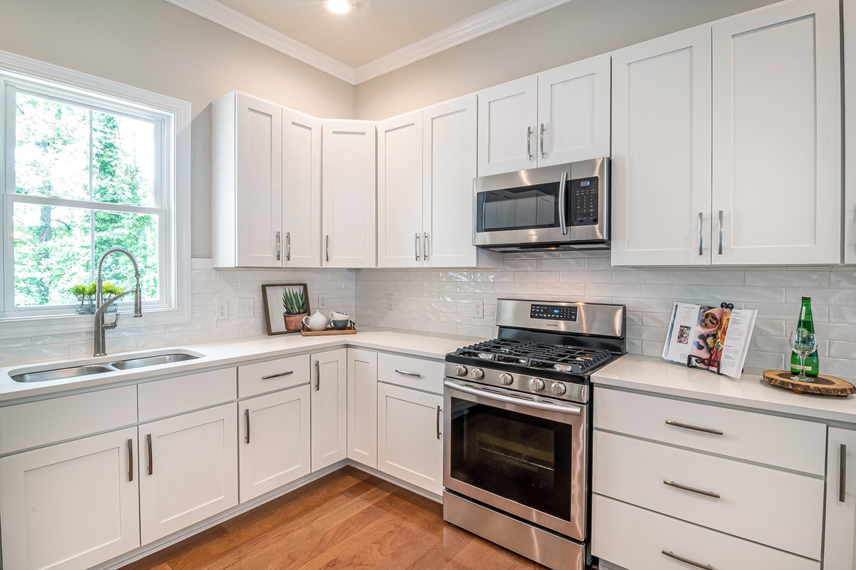 What You Need To Know Before Buying Kitchen Cabinets