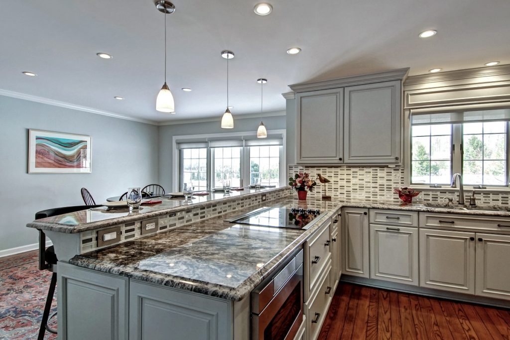 10 Frequently Asked Questions About Quartz Countertops